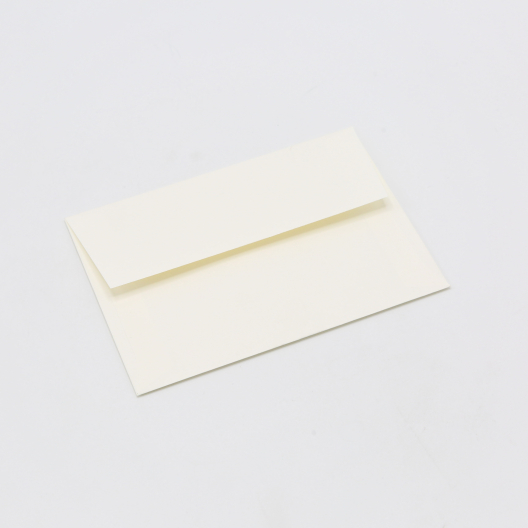 Classic Crest Natural White 70lb Text A-7[5-1/4x7-1/4] 250box